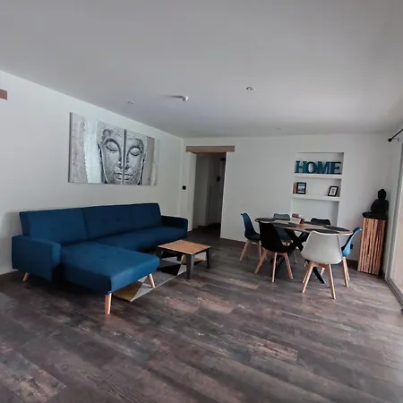 Semesterbostad Mas De La Maleroubine